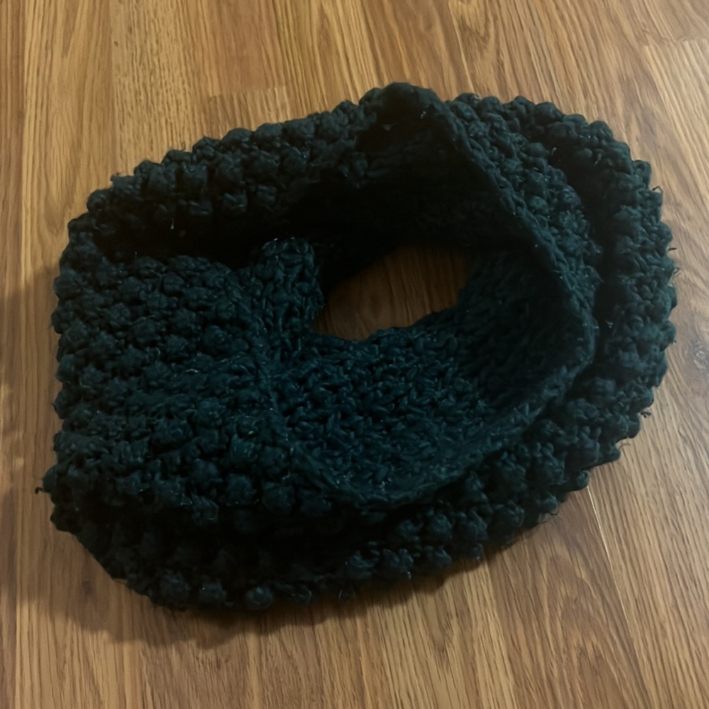 Scarf - Picture 2 of 2